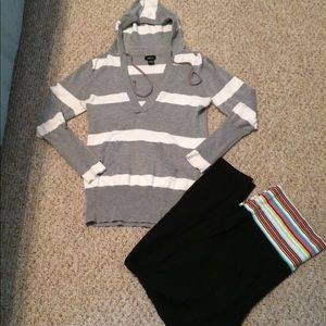 XL Sweater and leggings outfit